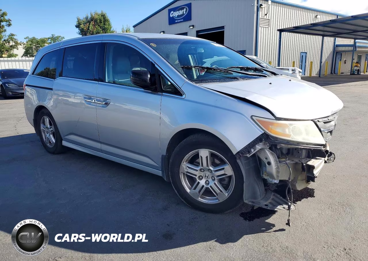 2011 Honda Odyssey Touring VIN:5FNRL5H97BB087558 - 4