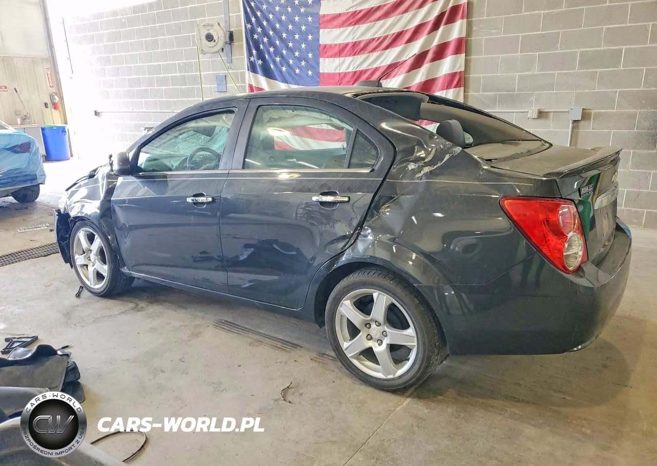 2015 Chevrolet Sonic 4D VIN:1G1JE5SB2F4182070 - 2