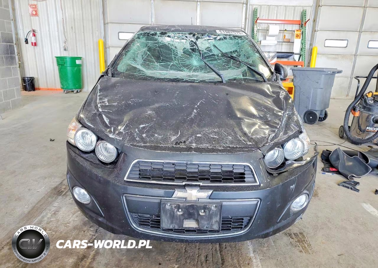 2015 Chevrolet Sonic 4D VIN:1G1JE5SB2F4182070 - 5