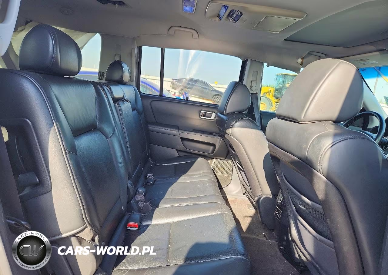 2011 Honda Pilot Touring VIN:5FNYF3H94BB023615 - 11