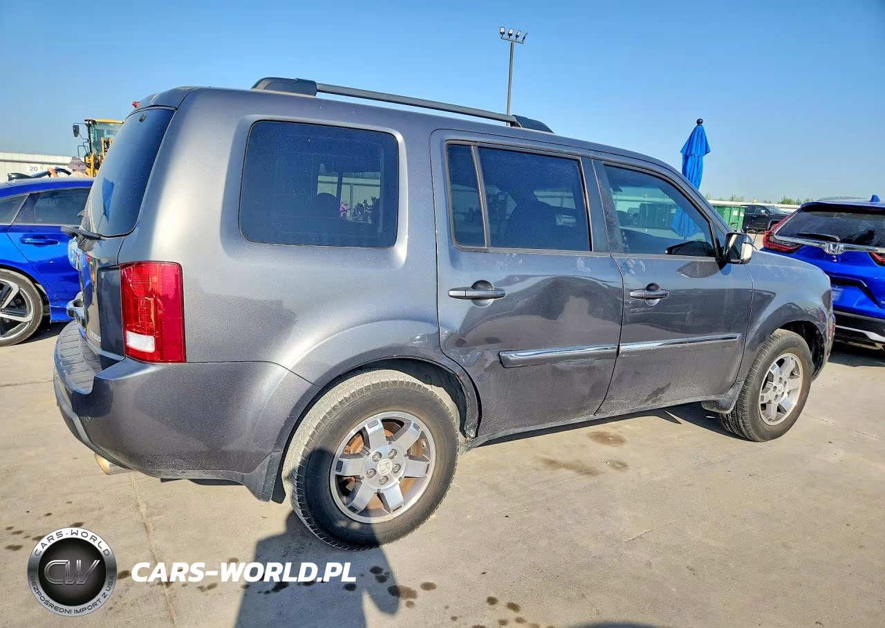 2011 Honda Pilot Touring VIN:5FNYF3H94BB023615 - 3