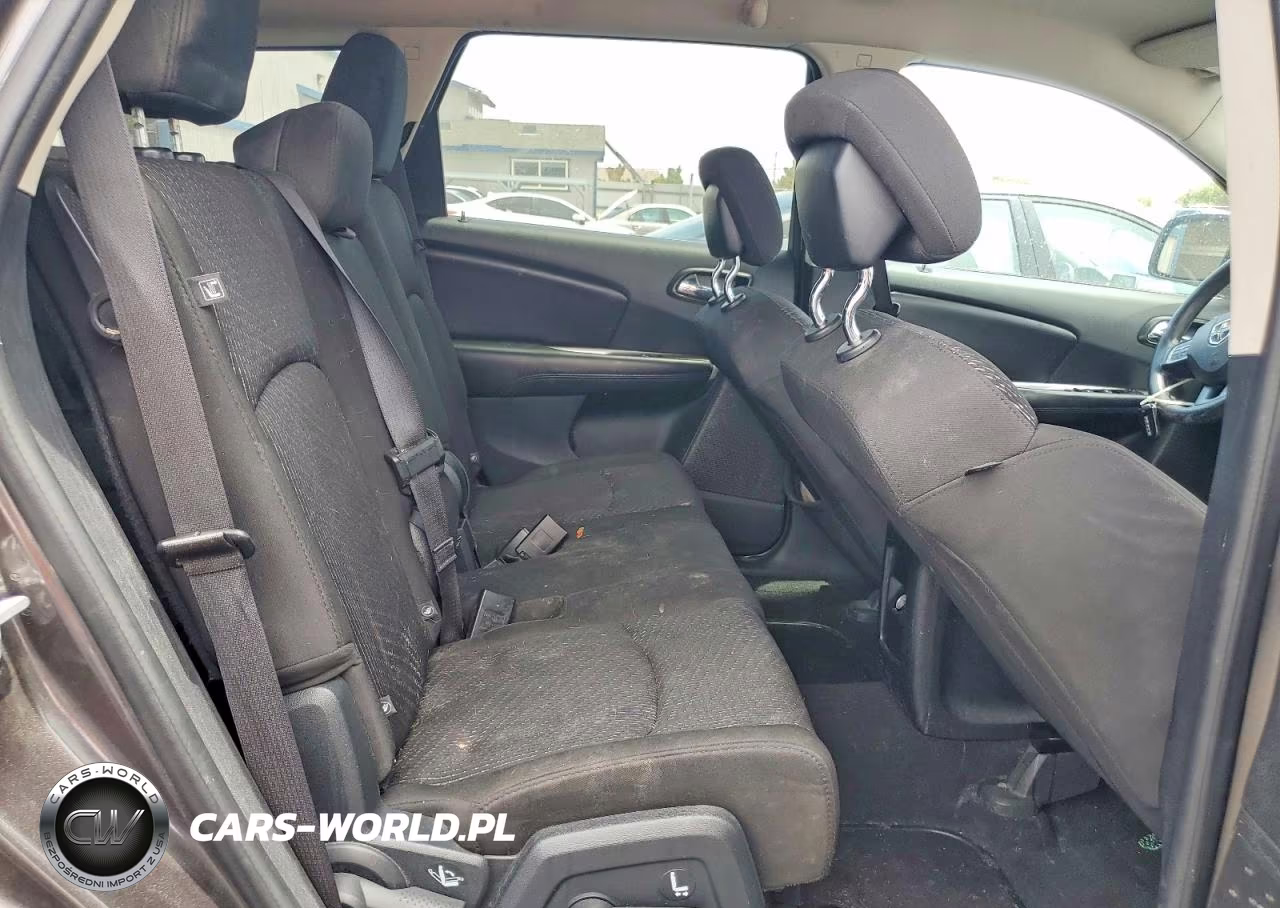 2016 Dodge Journey Se VIN:3C4PDCABXGT235412 - 10