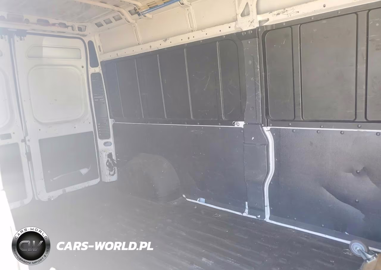 2018 Ram Promaster 2500 Delivery Van VIN:3C6TRVDG2JE142616 - 11