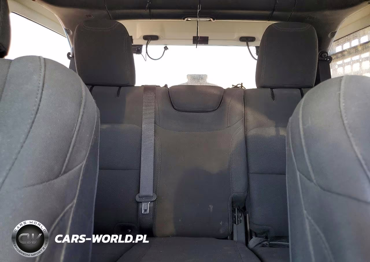 2022 Jeep Wrangler Unlimited Sport VIN:1C4HJXDG3NW246965 - 10