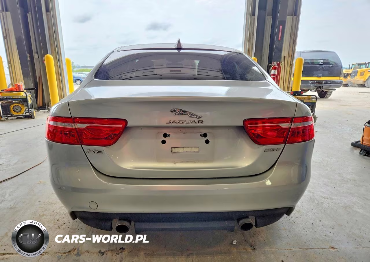 2017 Jaguar Xe VIN:SAJAR4BGXHA976208 - 6