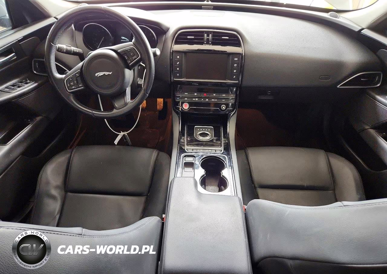 2017 Jaguar Xe VIN:SAJAR4BGXHA976208 - 8
