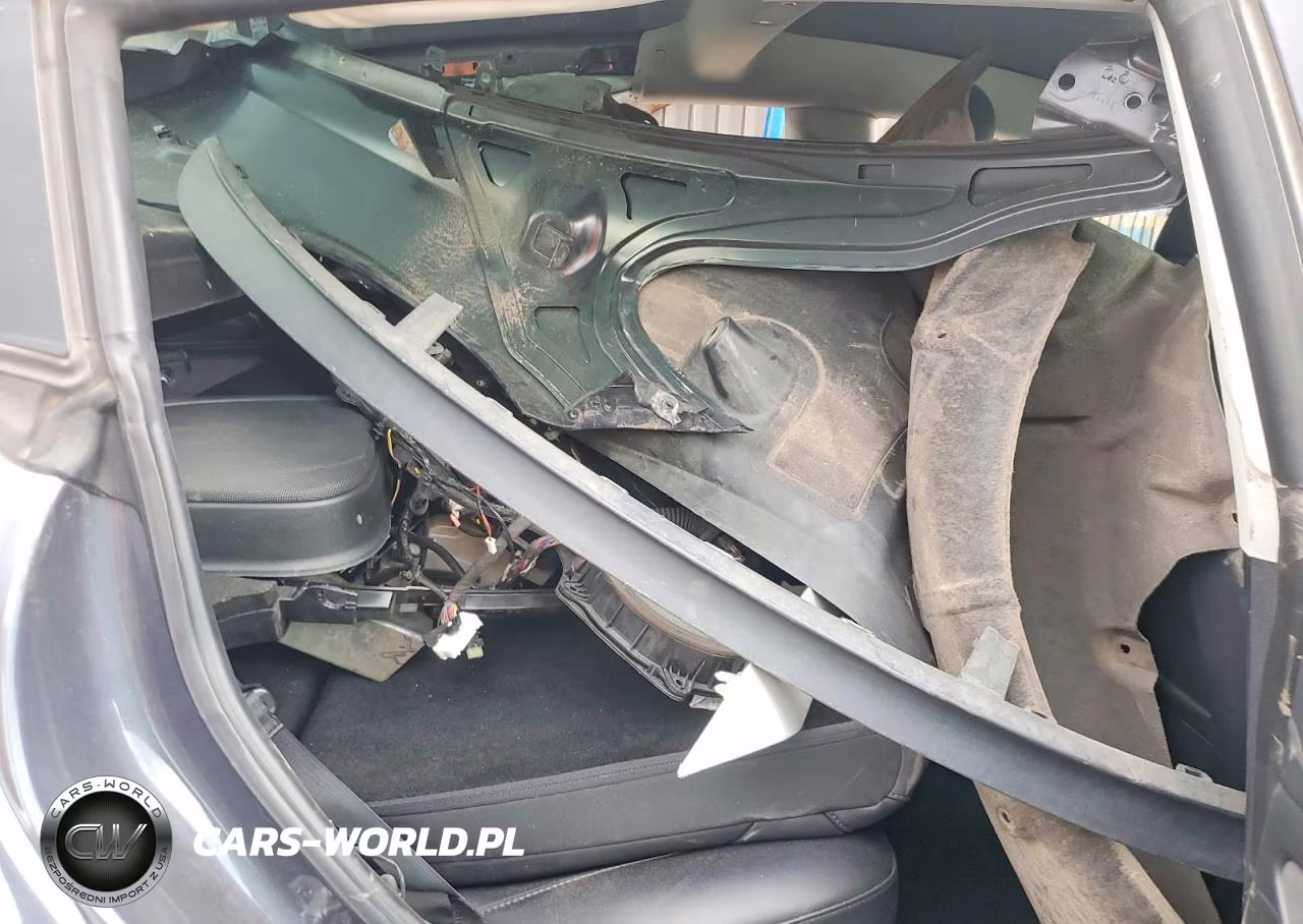 2023 Tesla Model 3 VIN:5YJ3E1EA5PF394015 - 10