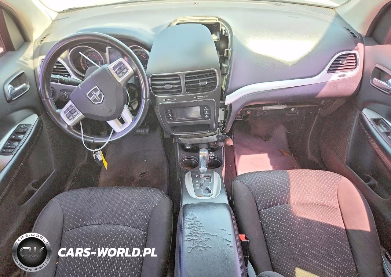 2018 Dodge Journey Se VIN:3C4PDCAB0JT385696 - 8