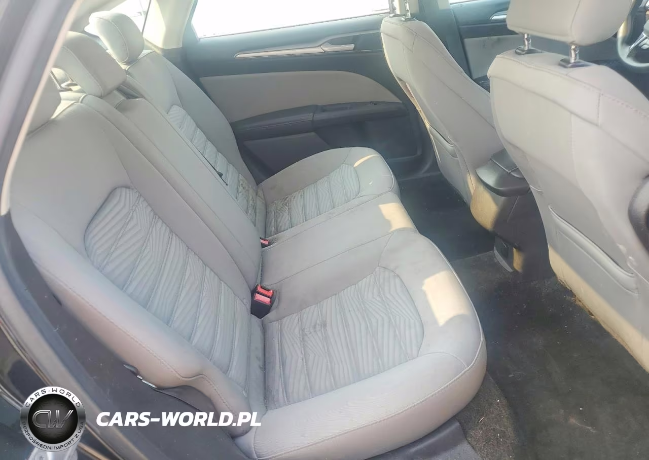 2016 Ford Fusion S VIN:3FA6P0G76GR353190 - 10