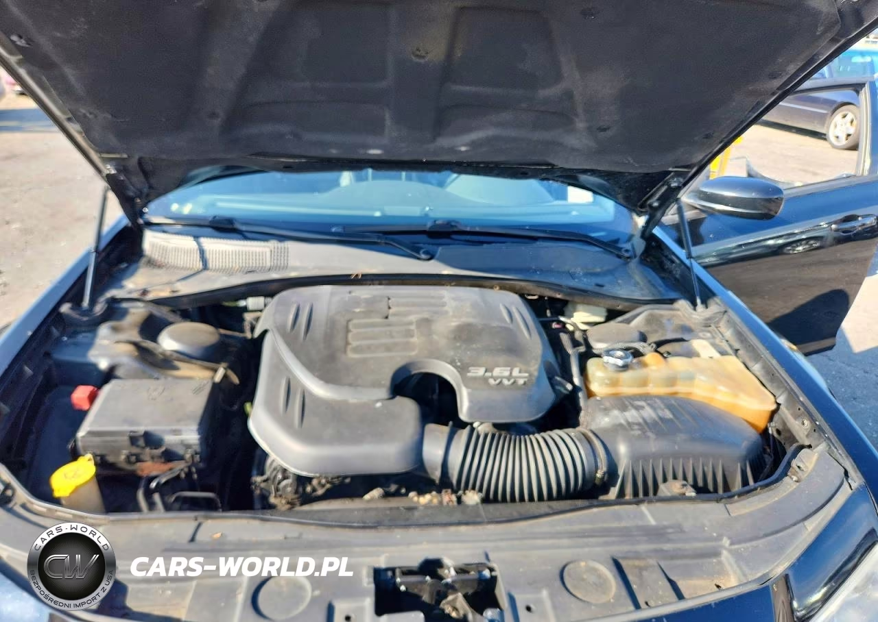2014 Chrysler 300 VIN:2C3CCARG3EH146720 - 11