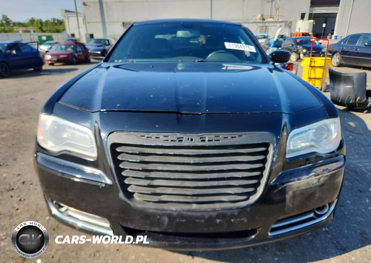 2014 Chrysler 300 VIN:2C3CCARG3EH146720 - 5