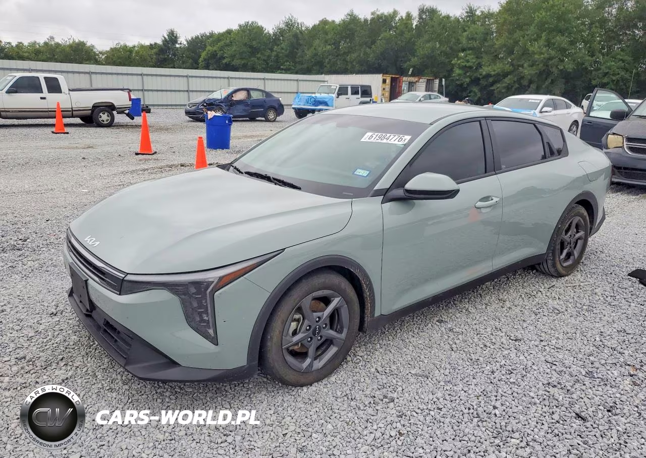 2025 Kia K4 Lxs – zdjęcie 1 z 12