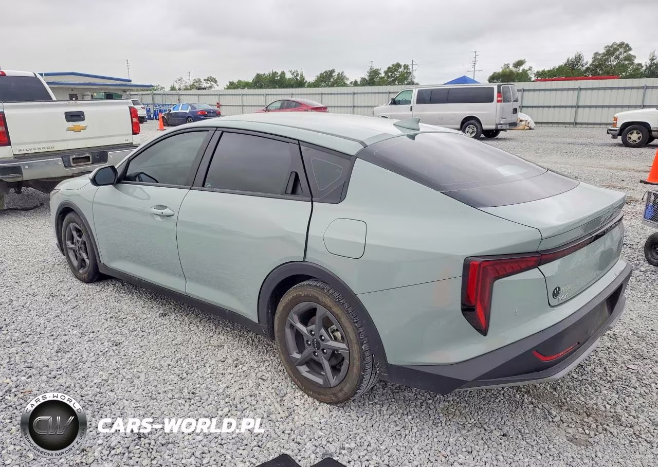 2025 Kia K4 Lxs VIN:3KPFT4DE3SE100425 - 2