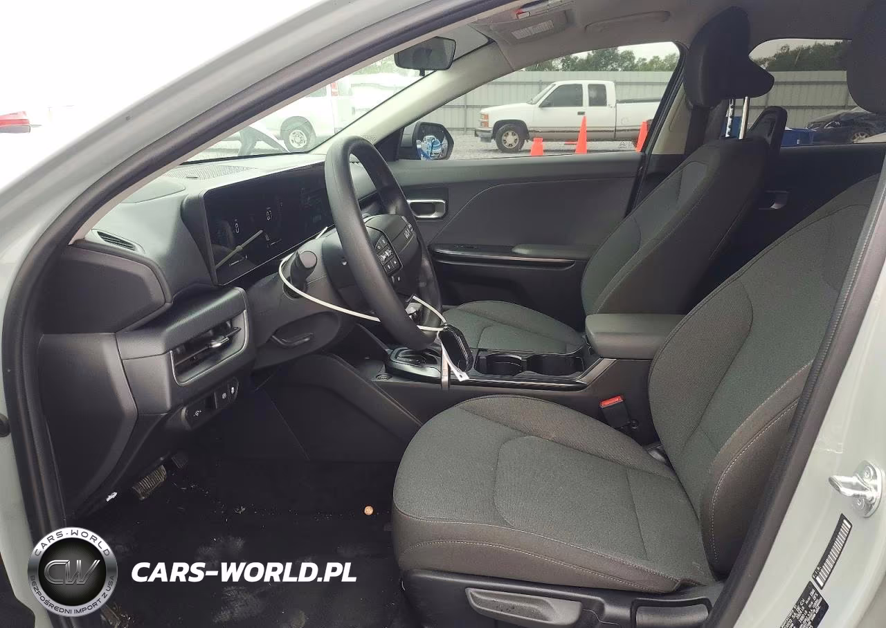 2025 Kia K4 Lxs VIN:3KPFT4DE3SE100425 - 7