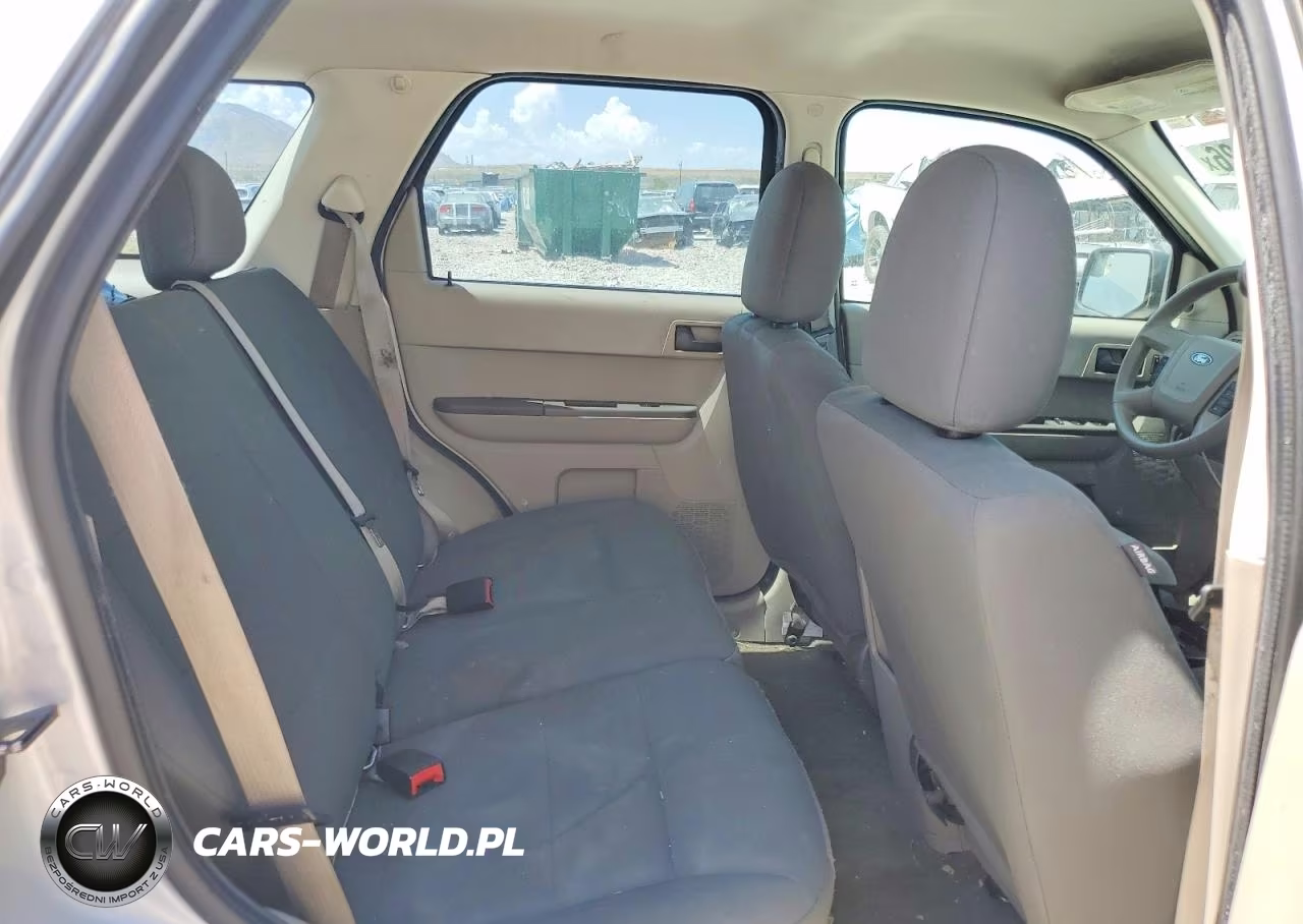 2012 Ford Escape Xls VIN:1FMCU0C70CKB31217 - 10