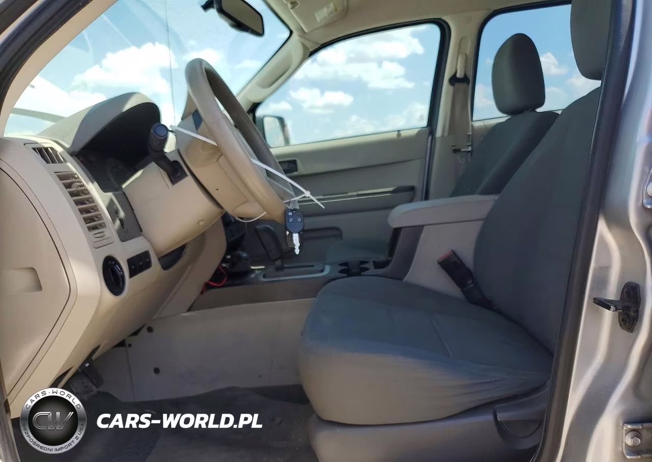 2012 Ford Escape Xls VIN:1FMCU0C70CKB31217 - 7