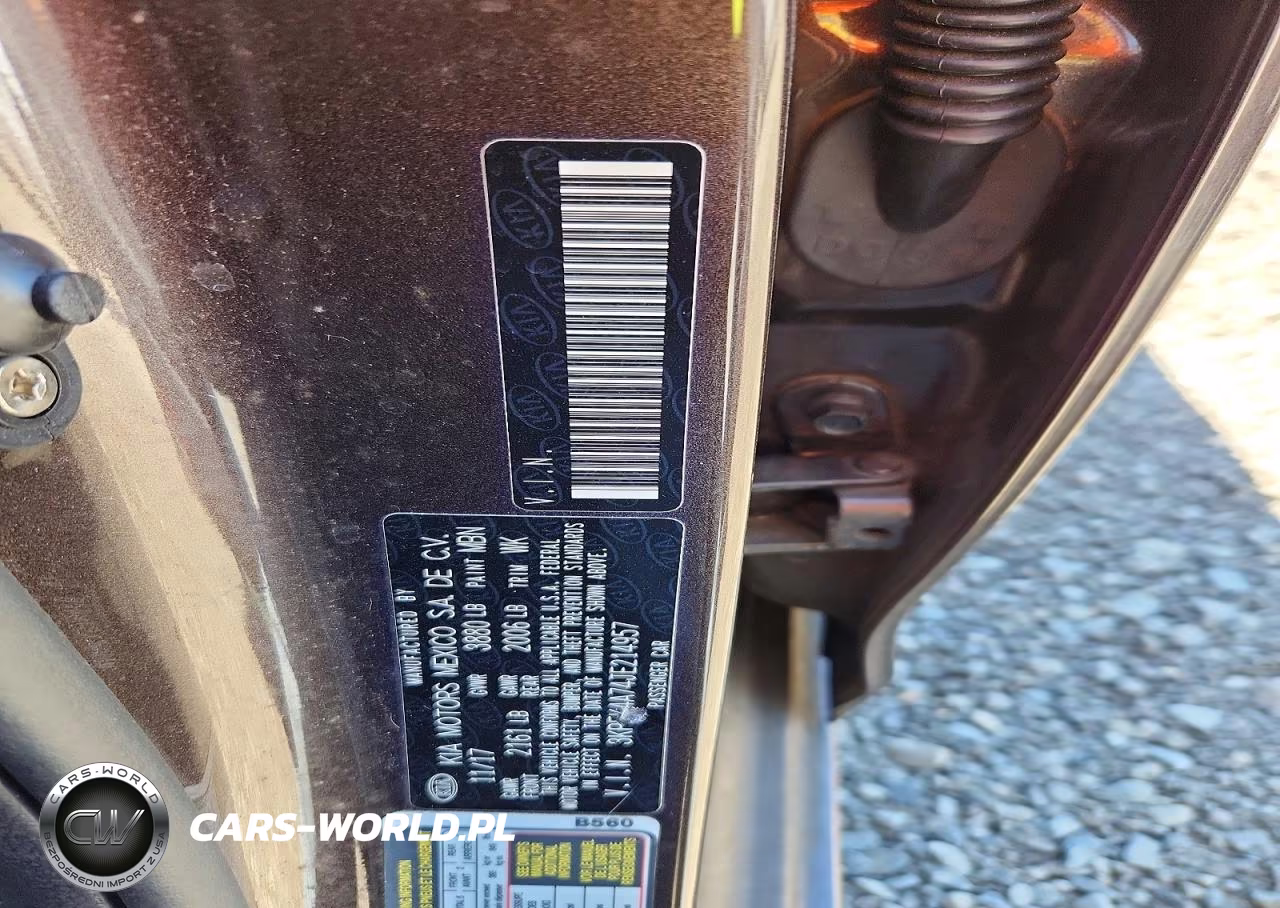 2018 Kia Forte Lx VIN:3KPFK4A74JE214957 - 12
