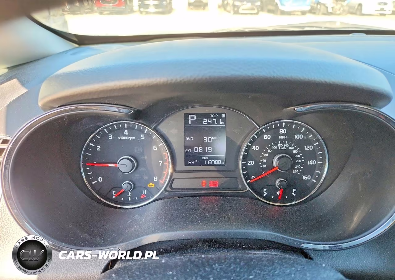 2018 Kia Forte Lx VIN:3KPFK4A74JE214957 - 9