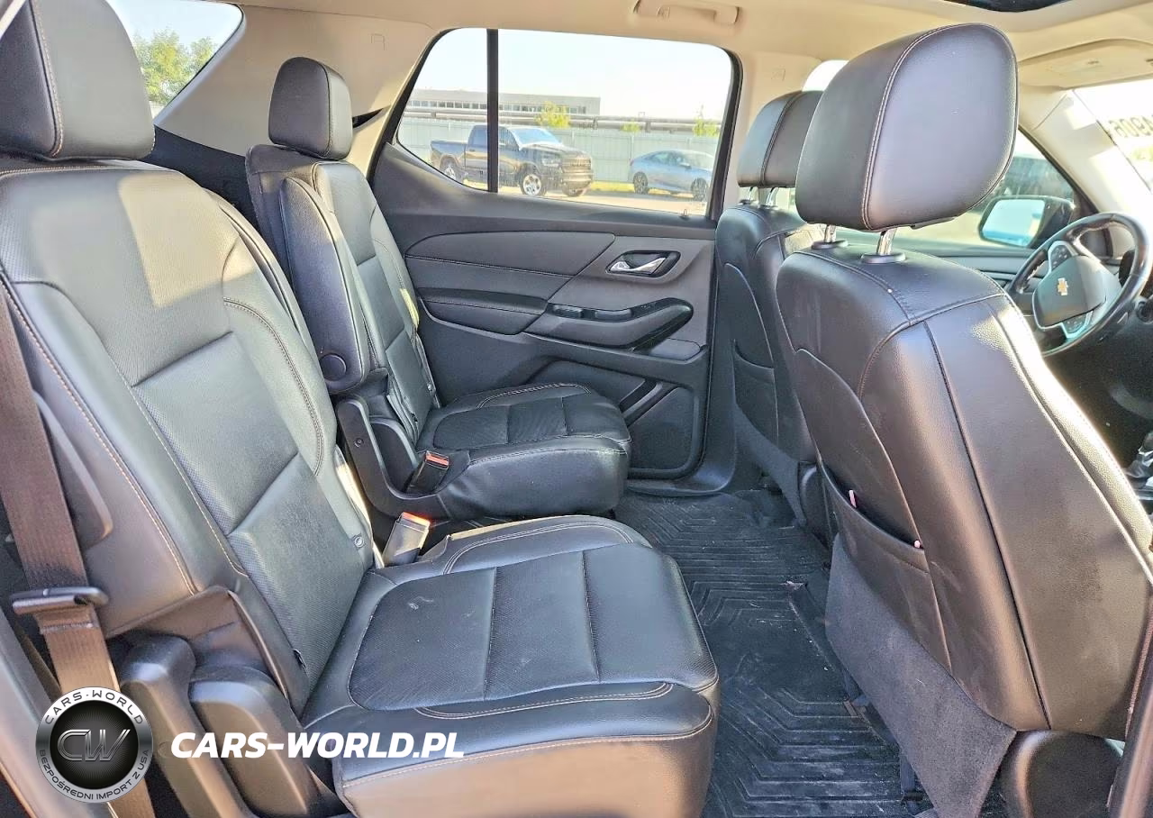 2021 Chevrolet Traverse Premier VIN:1GNEVKKW9MJ104465 - 11
