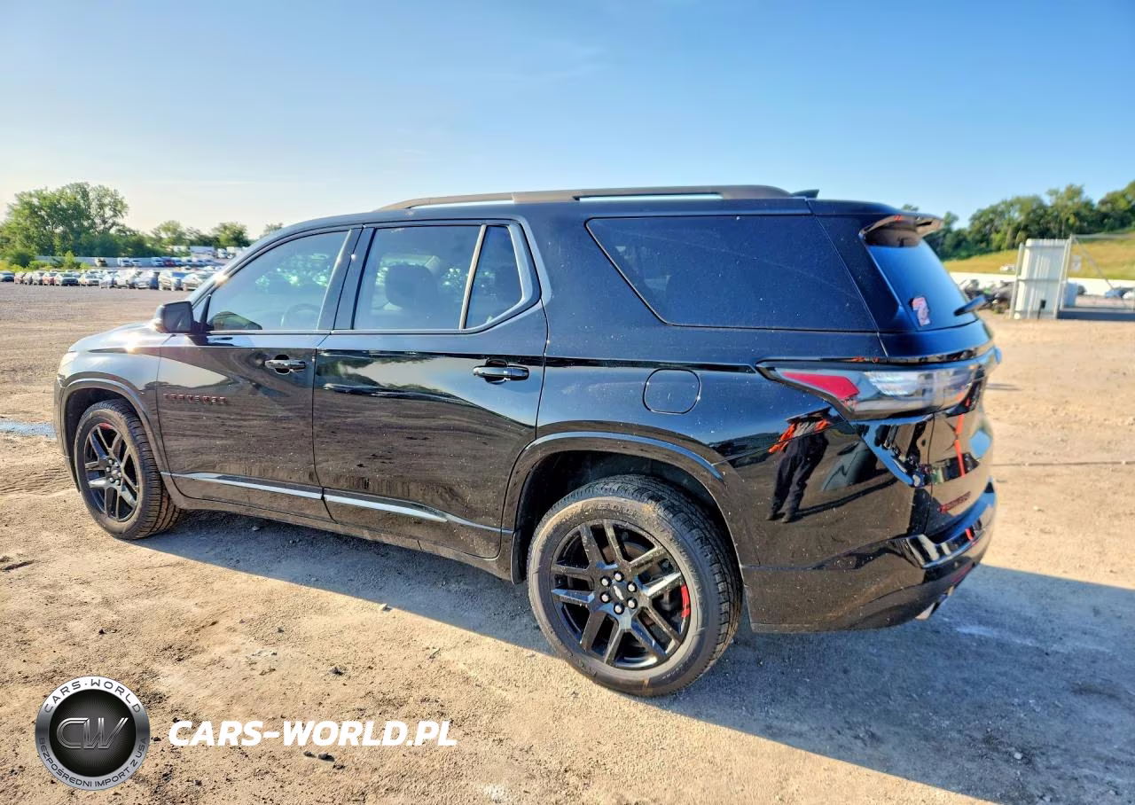 2021 Chevrolet Traverse Premier VIN:1GNEVKKW9MJ104465 - 2
