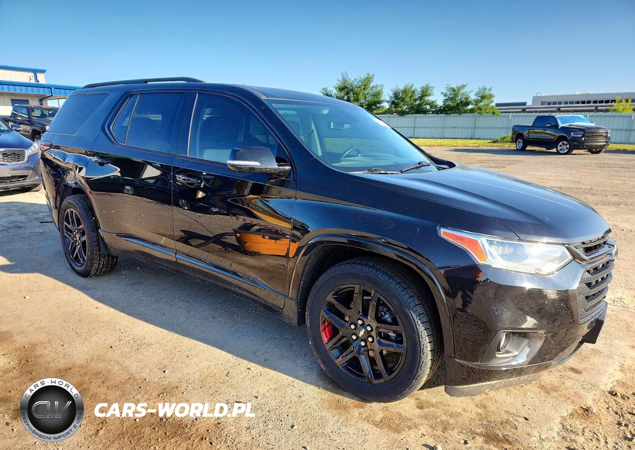 2021 Chevrolet Traverse Premier VIN:1GNEVKKW9MJ104465 - 4