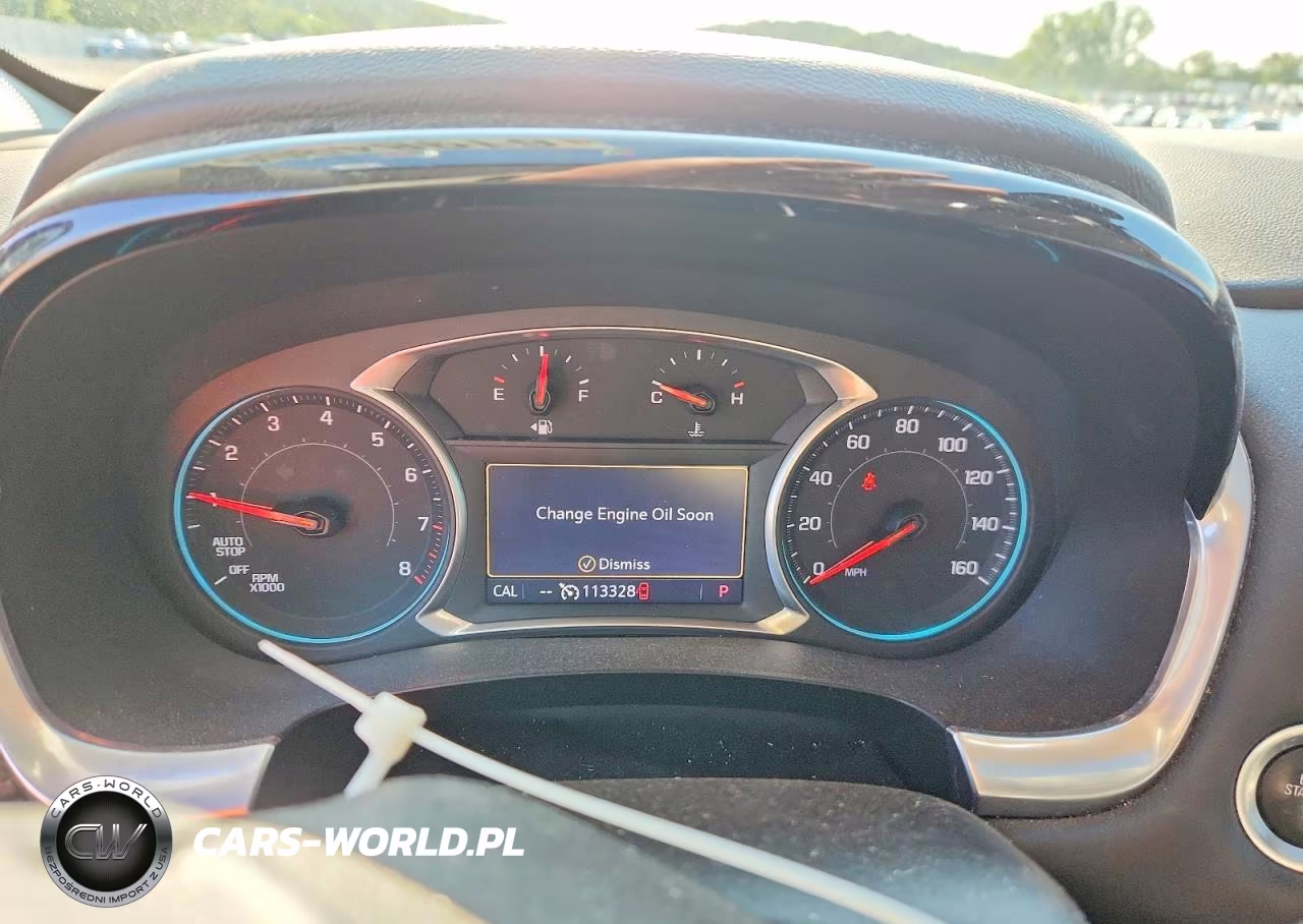 2021 Chevrolet Traverse Premier VIN:1GNEVKKW9MJ104465 - 9