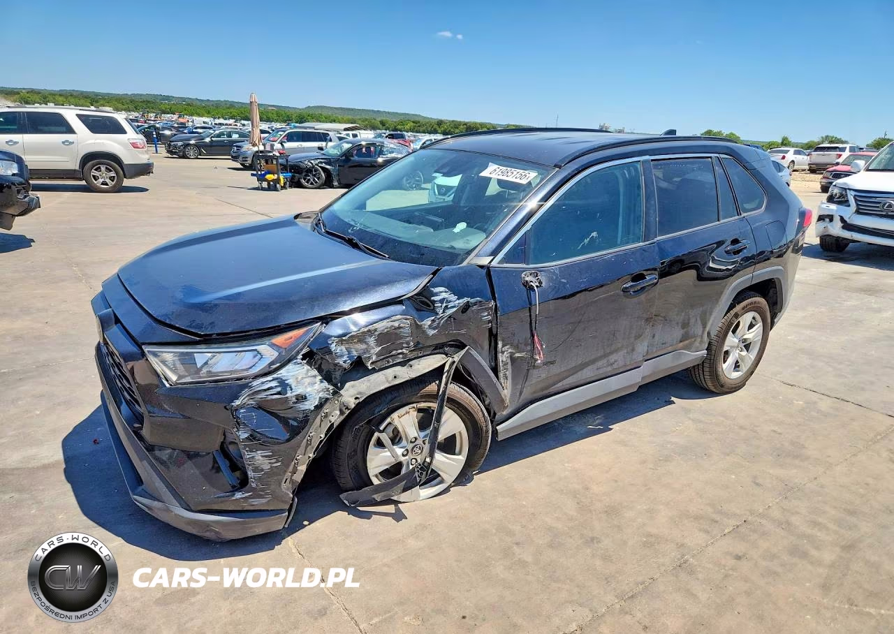 2021 Toyota Rav4 Xle VIN:2T3P1RFV3MW212380 - 1