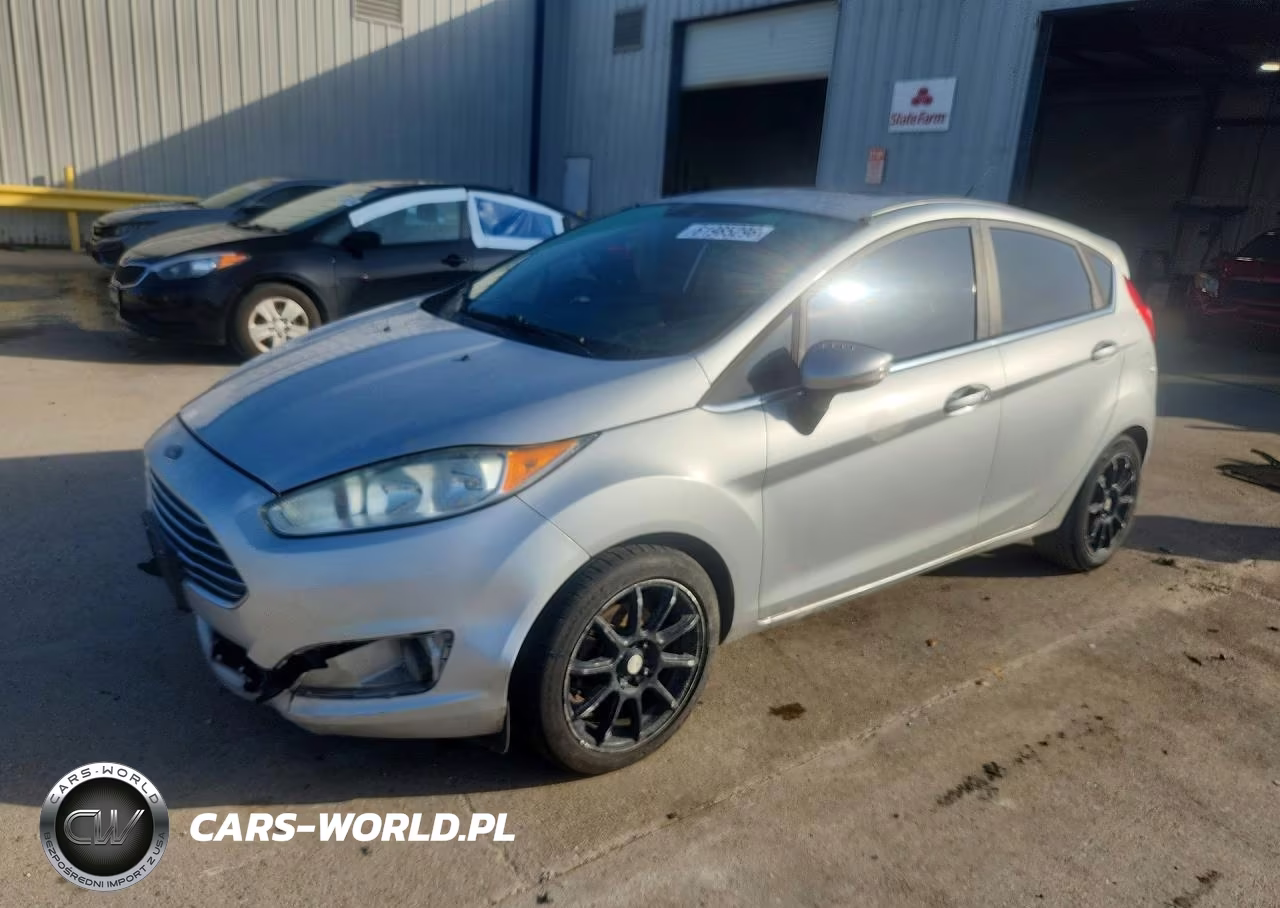 2016 Ford Fiesta Titanium – zdjęcie 1 z 12