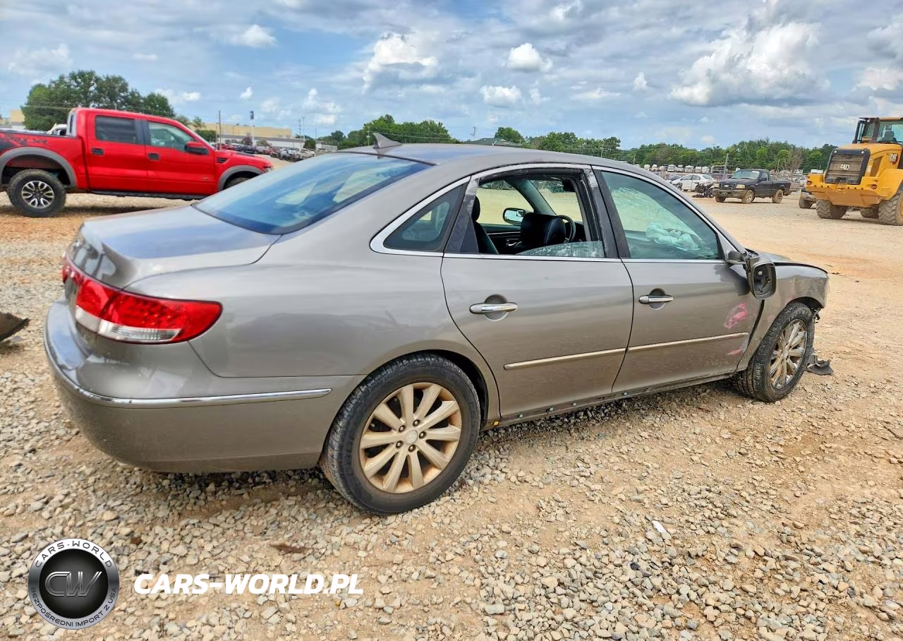 2009 Hyundai Azera Gls VIN:KMHFC46DX9A360513 - 3
