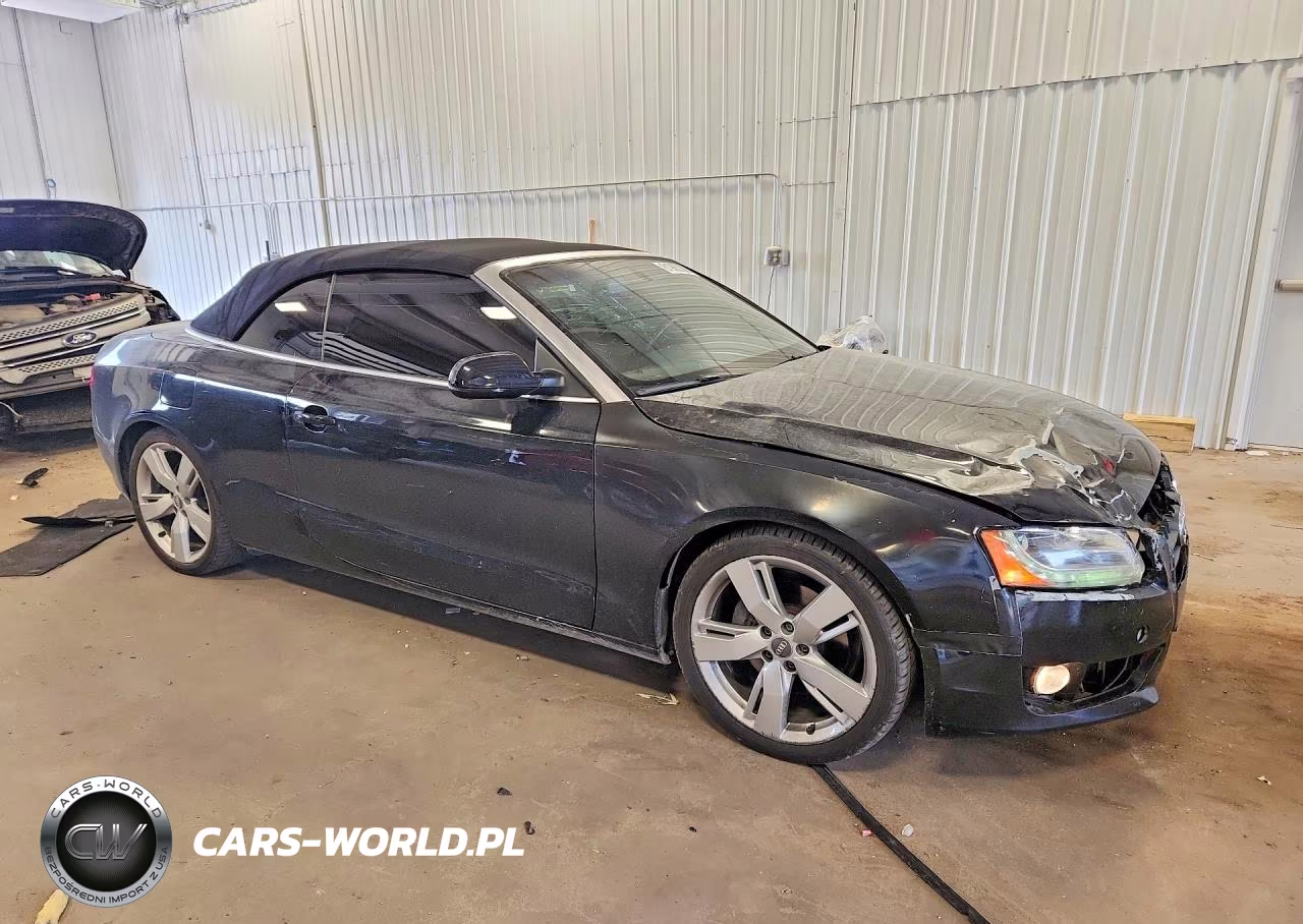 2011 Audi A5 Premium Plus VIN:WAULFAFH6BN009612 - 4