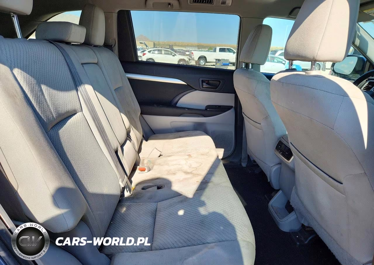 2019 Toyota Highlander Le VIN:5TDBZRFH6KS962495 - 11