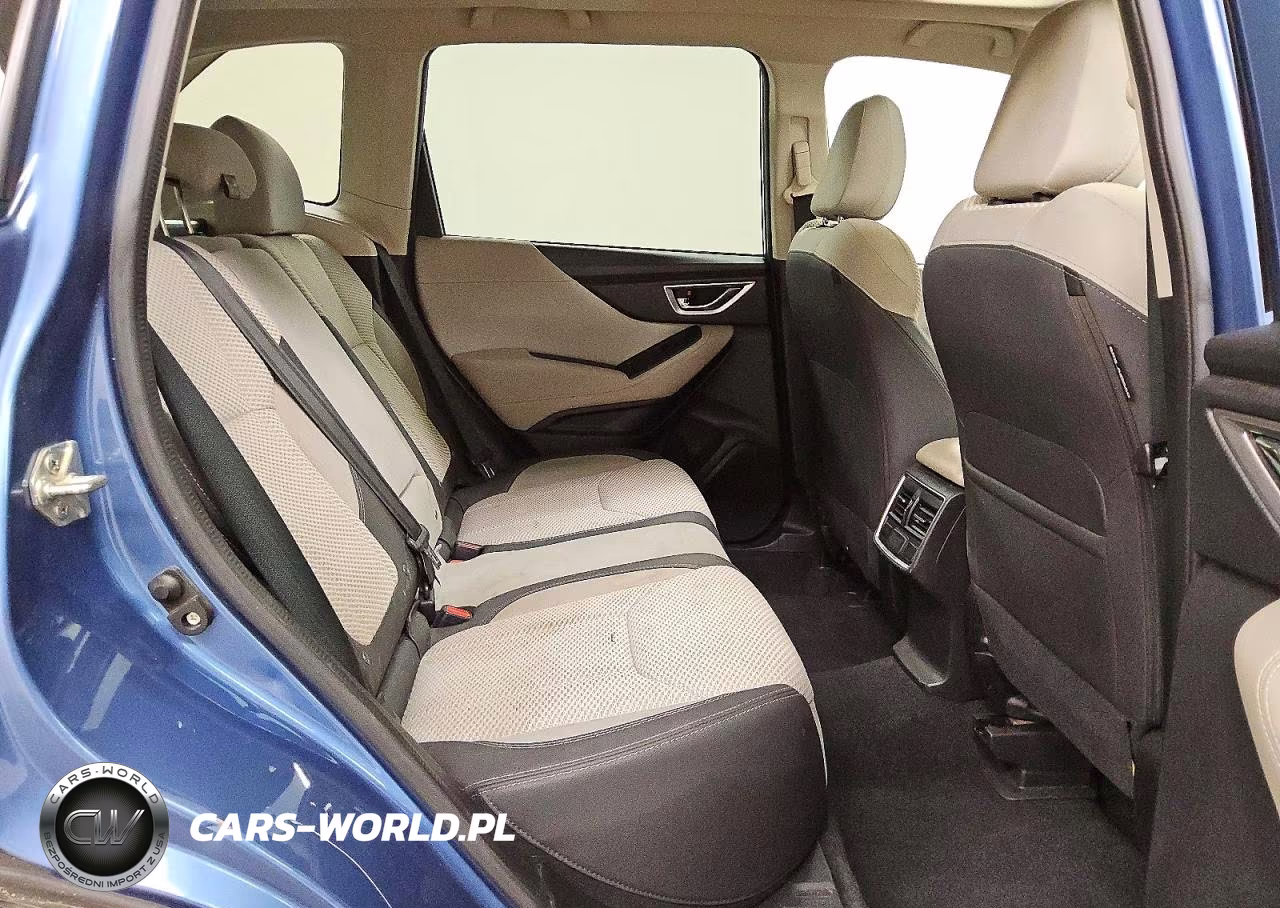2021 Subaru Forester Premium VIN:JF2SKAFC6MH514888 - 11