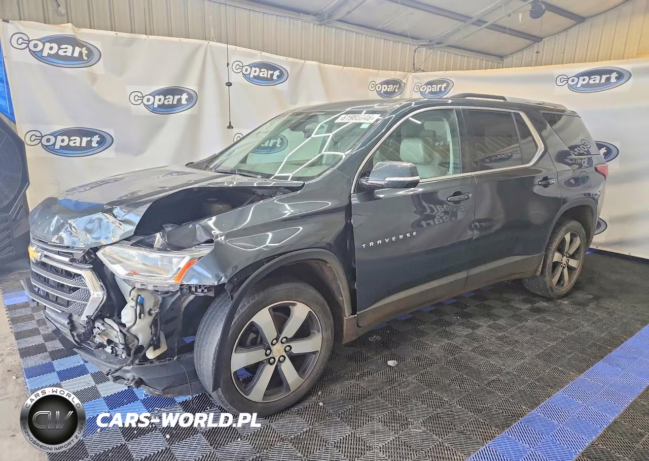 2018 Chevrolet Traverse Lt VIN:1GNERHKW2JJ210064 - 1