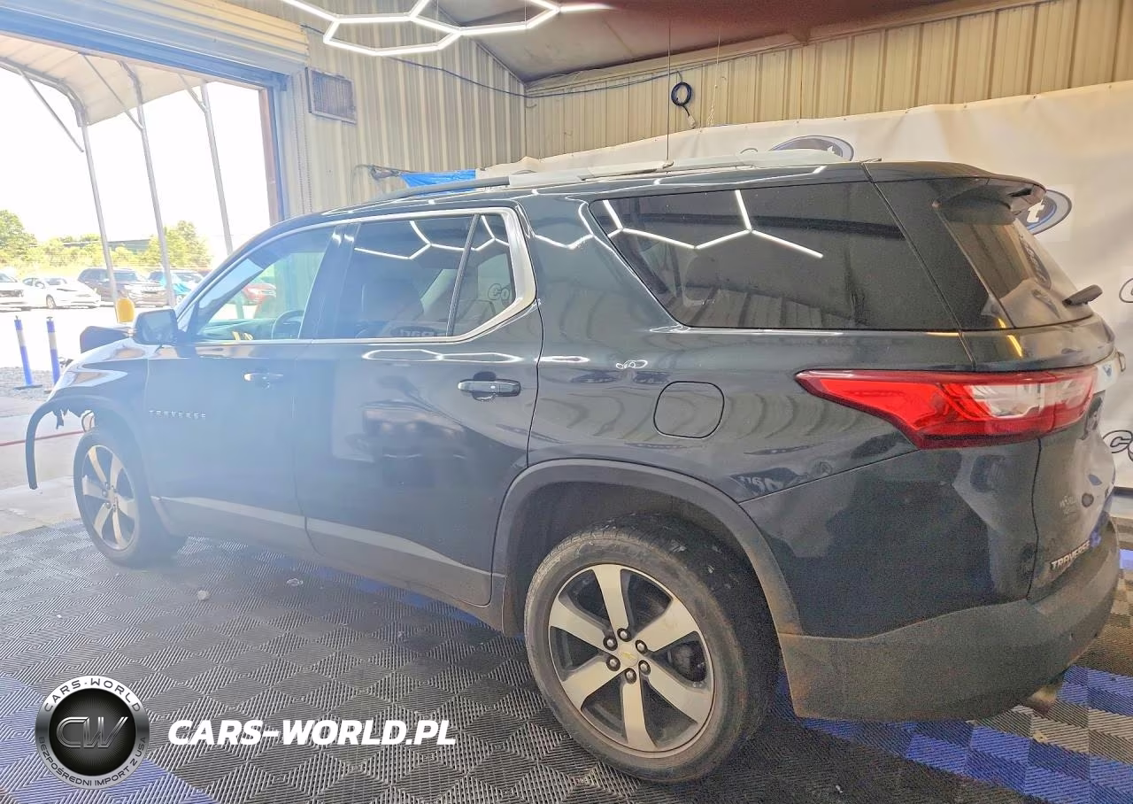 2018 Chevrolet Traverse Lt VIN:1GNERHKW2JJ210064 - 2