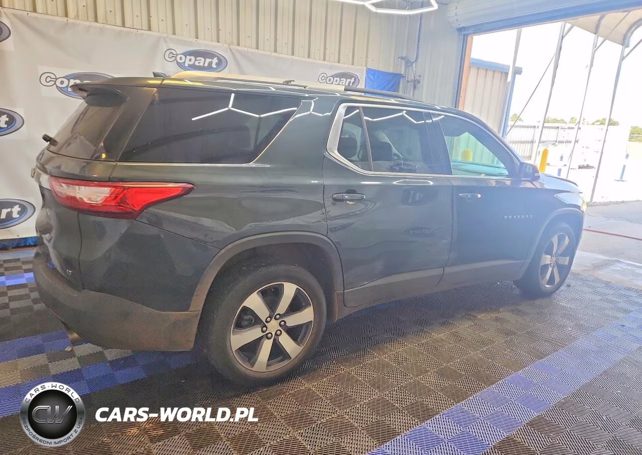 2018 Chevrolet Traverse Lt VIN:1GNERHKW2JJ210064 - 3