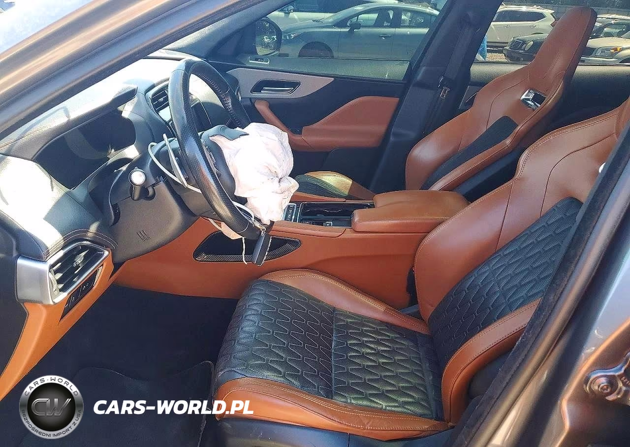 2019 Jaguar F-Pace Svr VIN:SADCZ2EE1KA606881 - 7