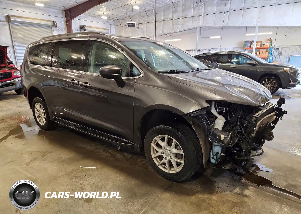 2020 Chrysler Voyager Lxi VIN:2C4RC1DG6LR260988 - 4