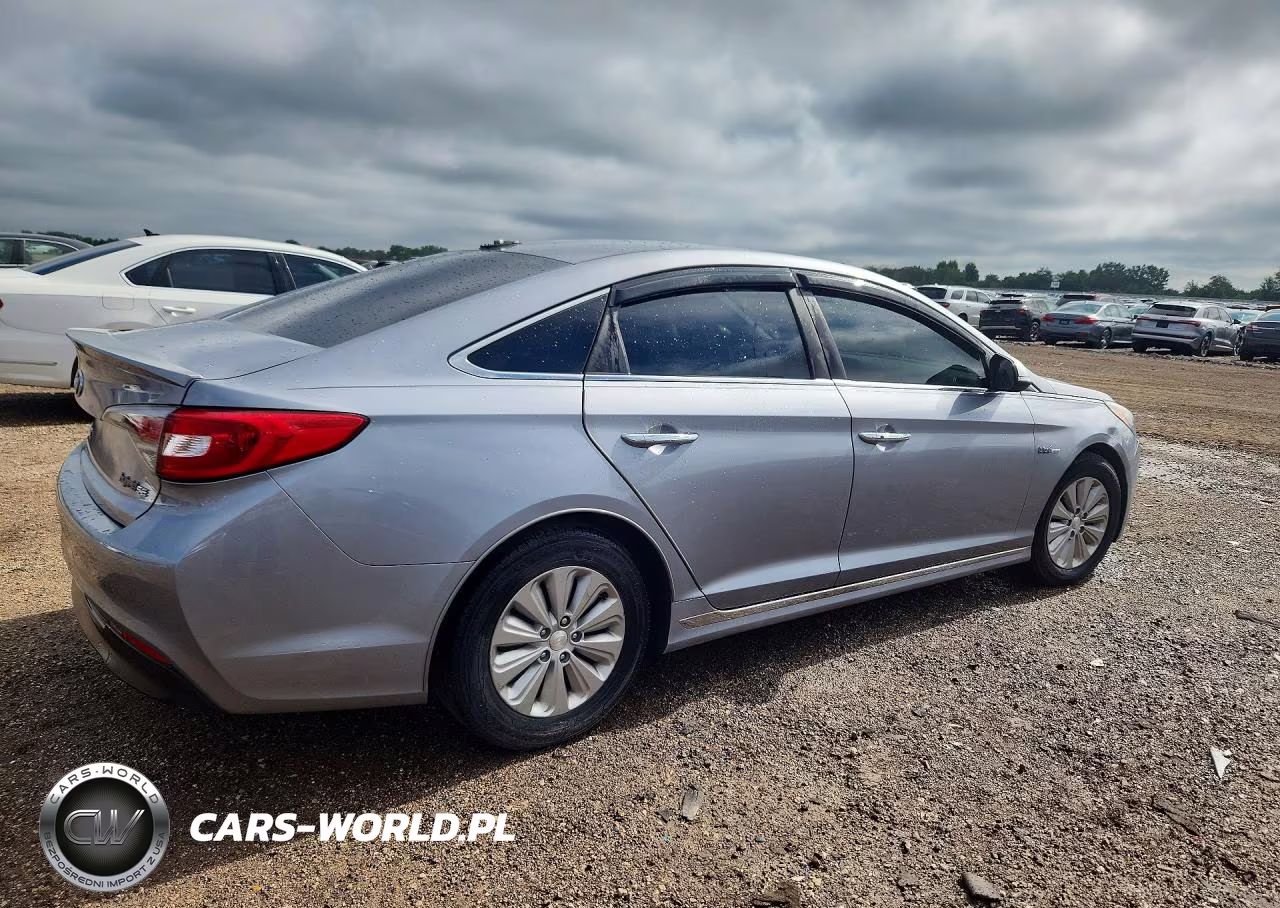 2016 Hyundai Sonata Hybrid Se VIN:KMHE24L14GA015337 - 3
