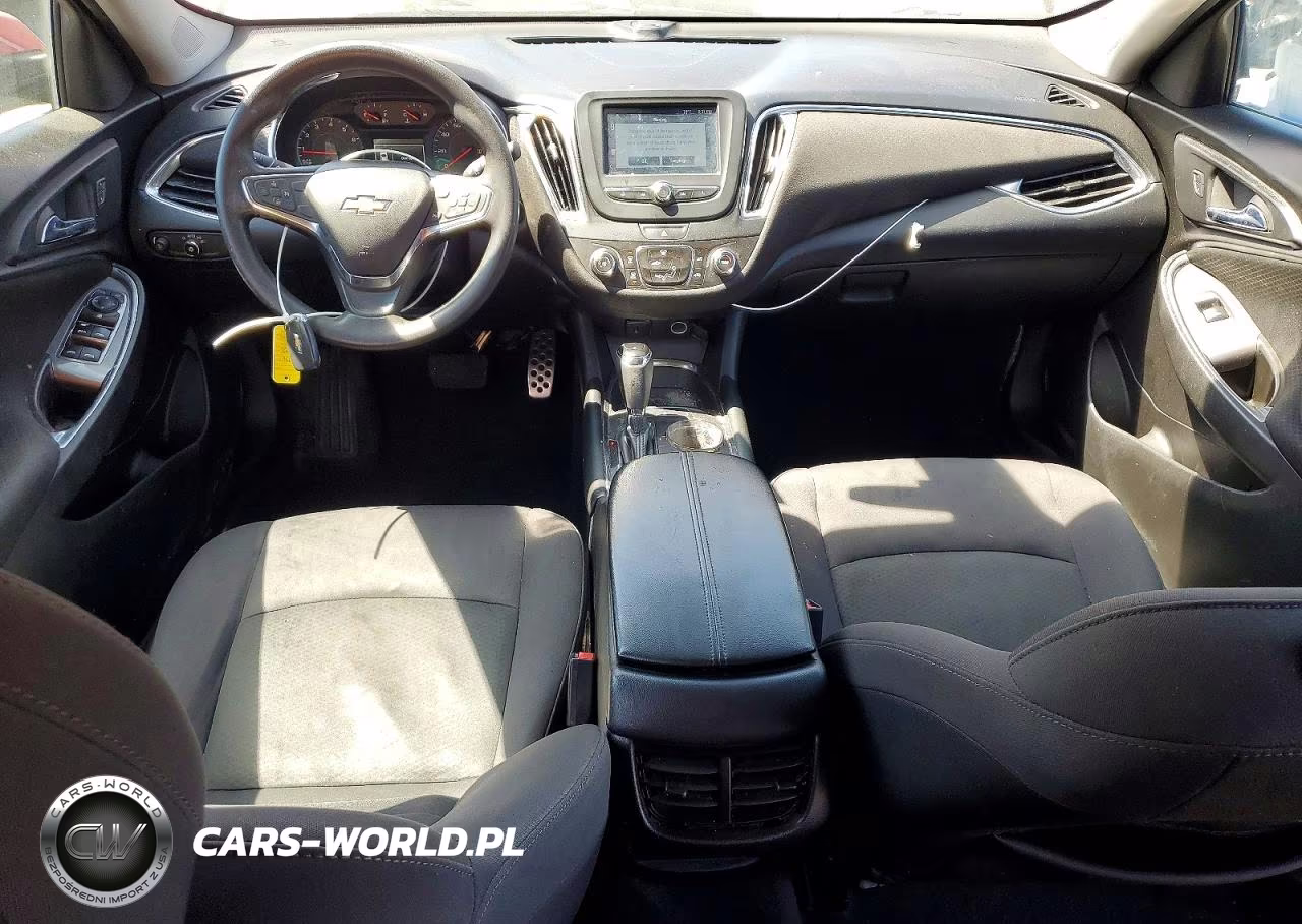 2017 Chevrolet Malibu Lt VIN:1G1ZE5ST0HF181910 - 8