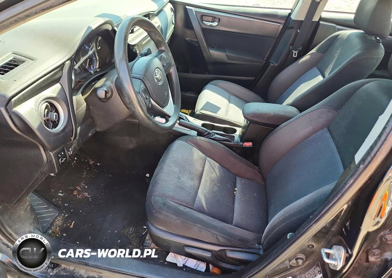2017 Toyota Corolla Le VIN:5YFBURHE8HP706393 - 7