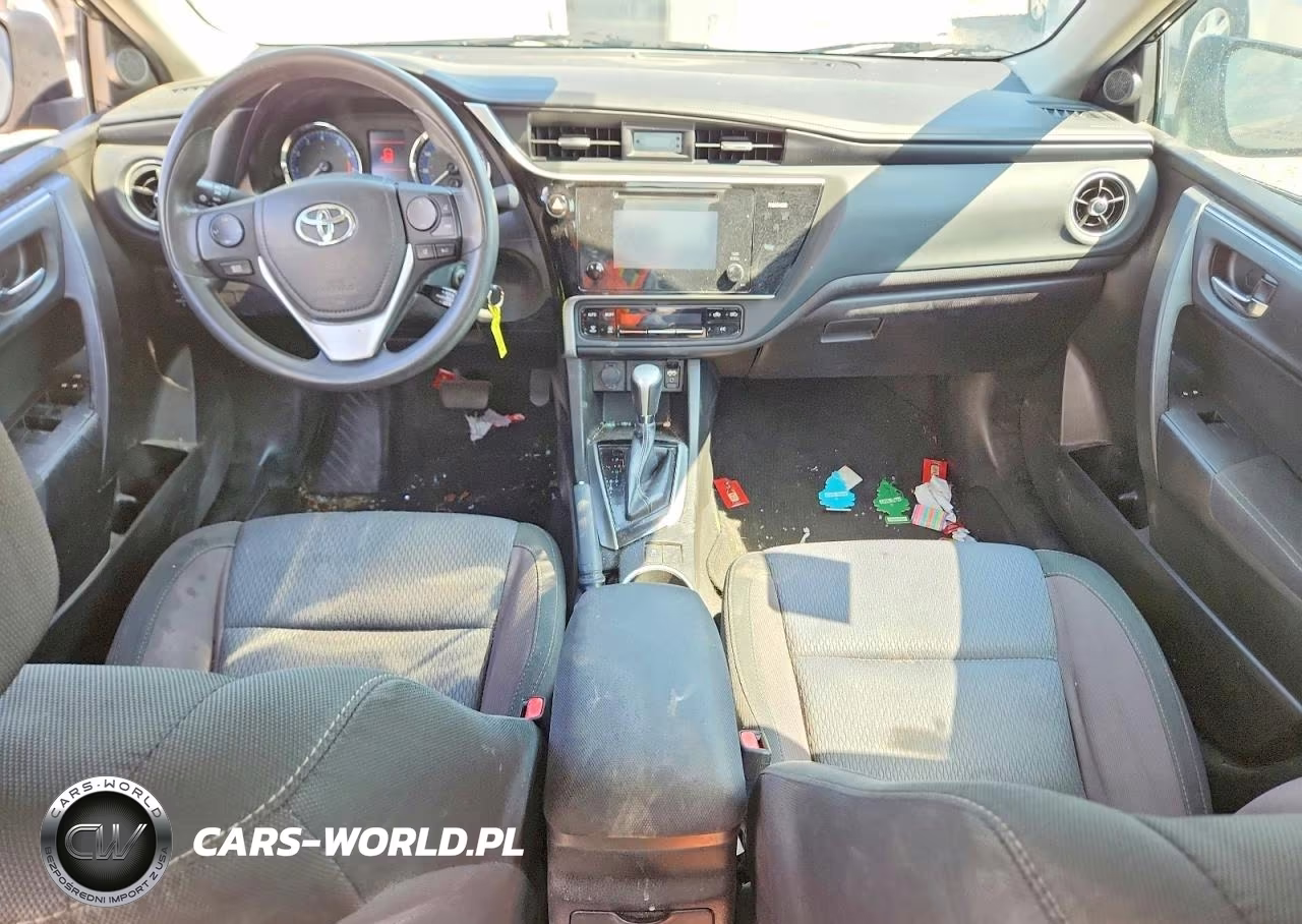 2017 Toyota Corolla Le VIN:5YFBURHE8HP706393 - 8