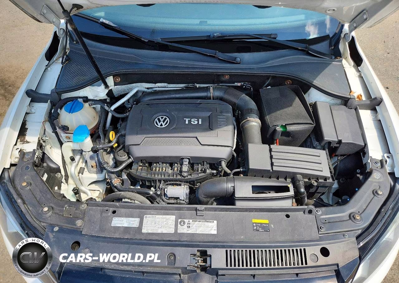 2015 Volkswagen Passat S VIN:1VWAT7A36FC017189 - 11