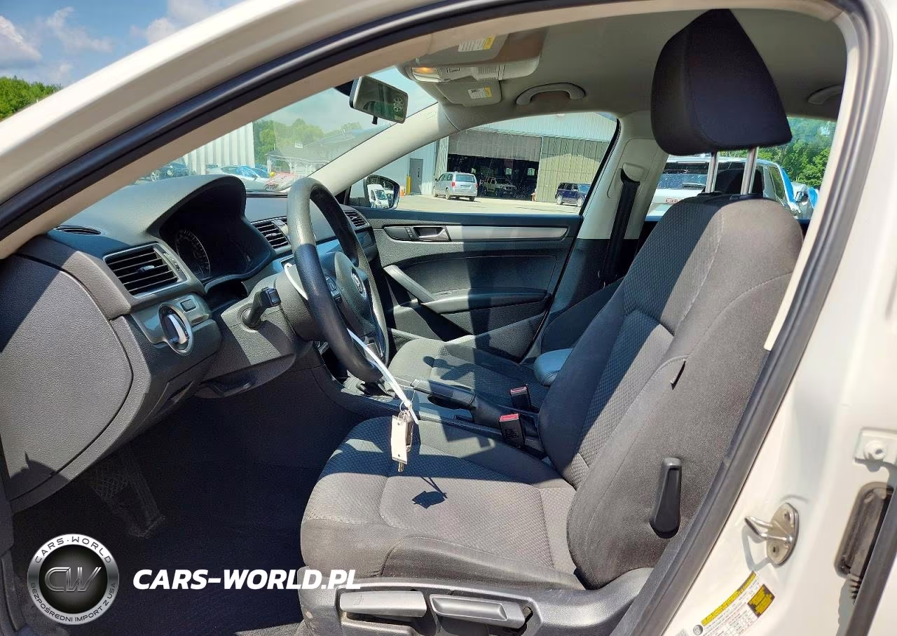 2015 Volkswagen Passat S VIN:1VWAT7A36FC017189 - 7