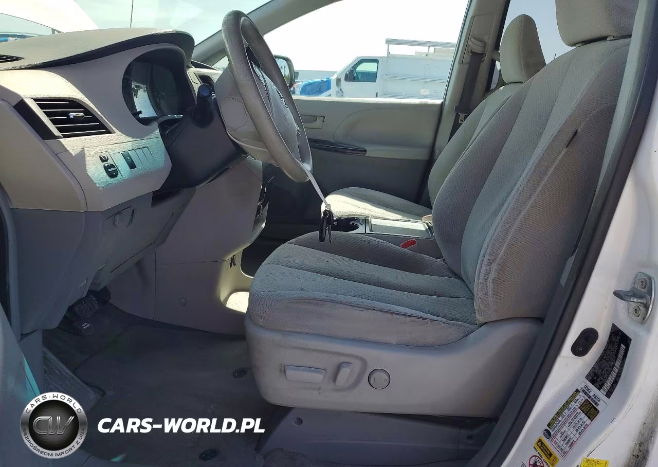 2014 Toyota Sienna Le VIN:5TDKK3DC2ES479762 - 7
