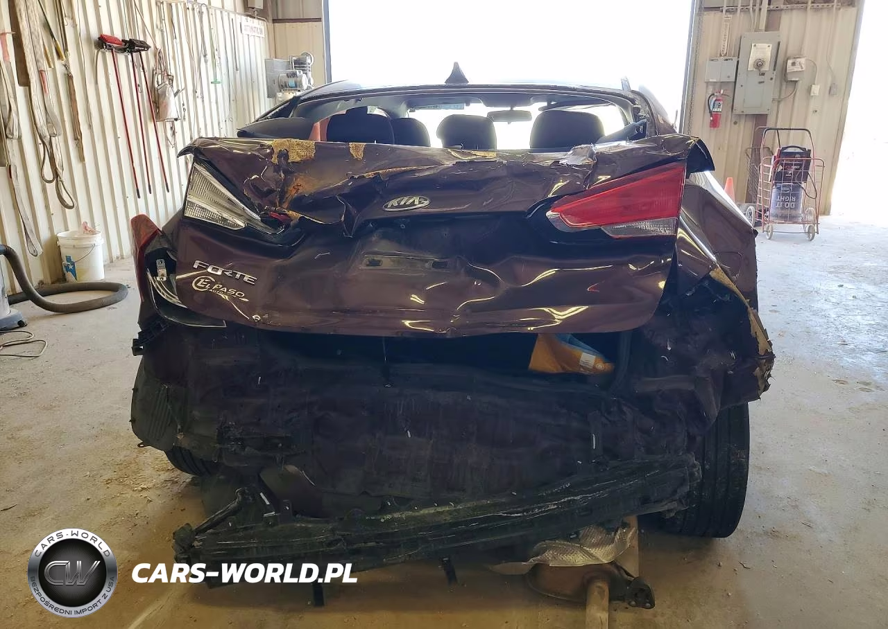 2018 Kia Forte Lx VIN:3KPFK4A78JE280833 - 6