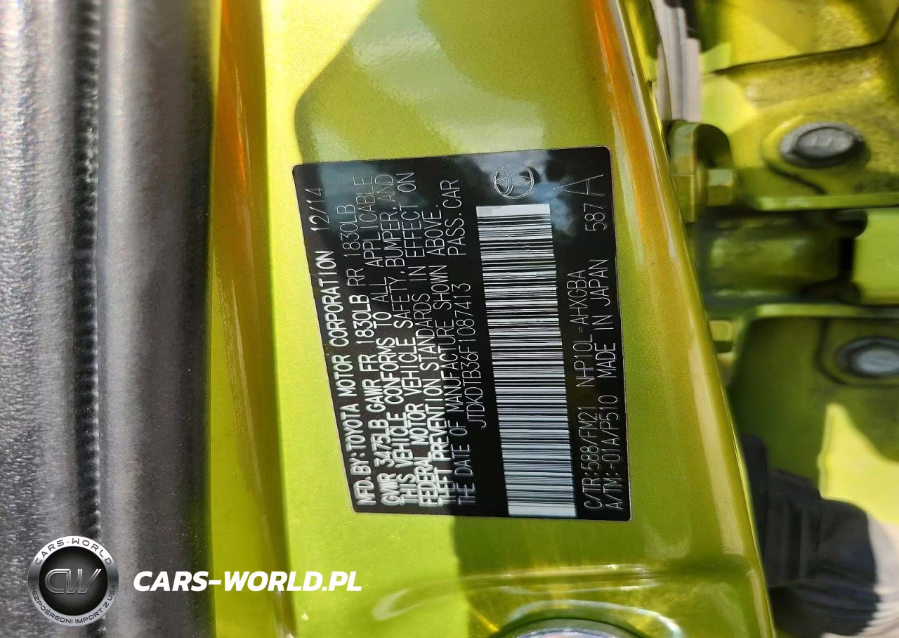2015 Toyota Prius C Three VIN:JTDKDTB36F1087413 - 13