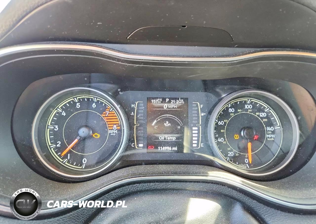 2019 Jeep Cherokee Latitude VIN:1C4PJLCX5KD143706 - 9