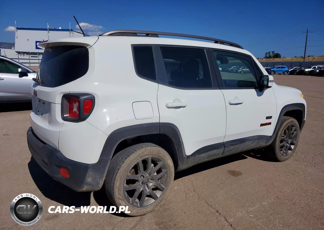 2016 Jeep Renegade Latitude VIN:ZACCJBBW4GPC83675 - 3