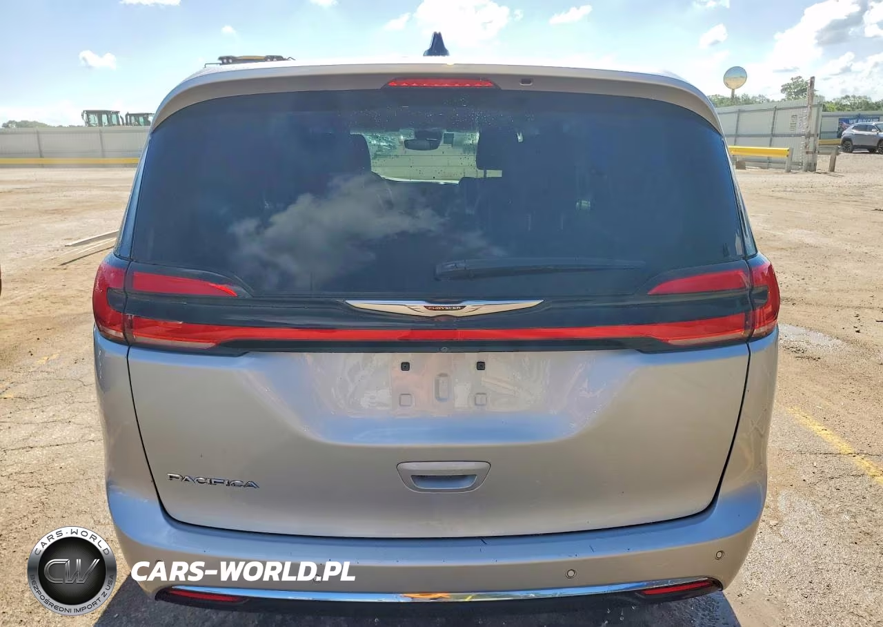 2024 Chrysler Pacifica Touring L VIN:2C4RC1BG2RR129570 - 6