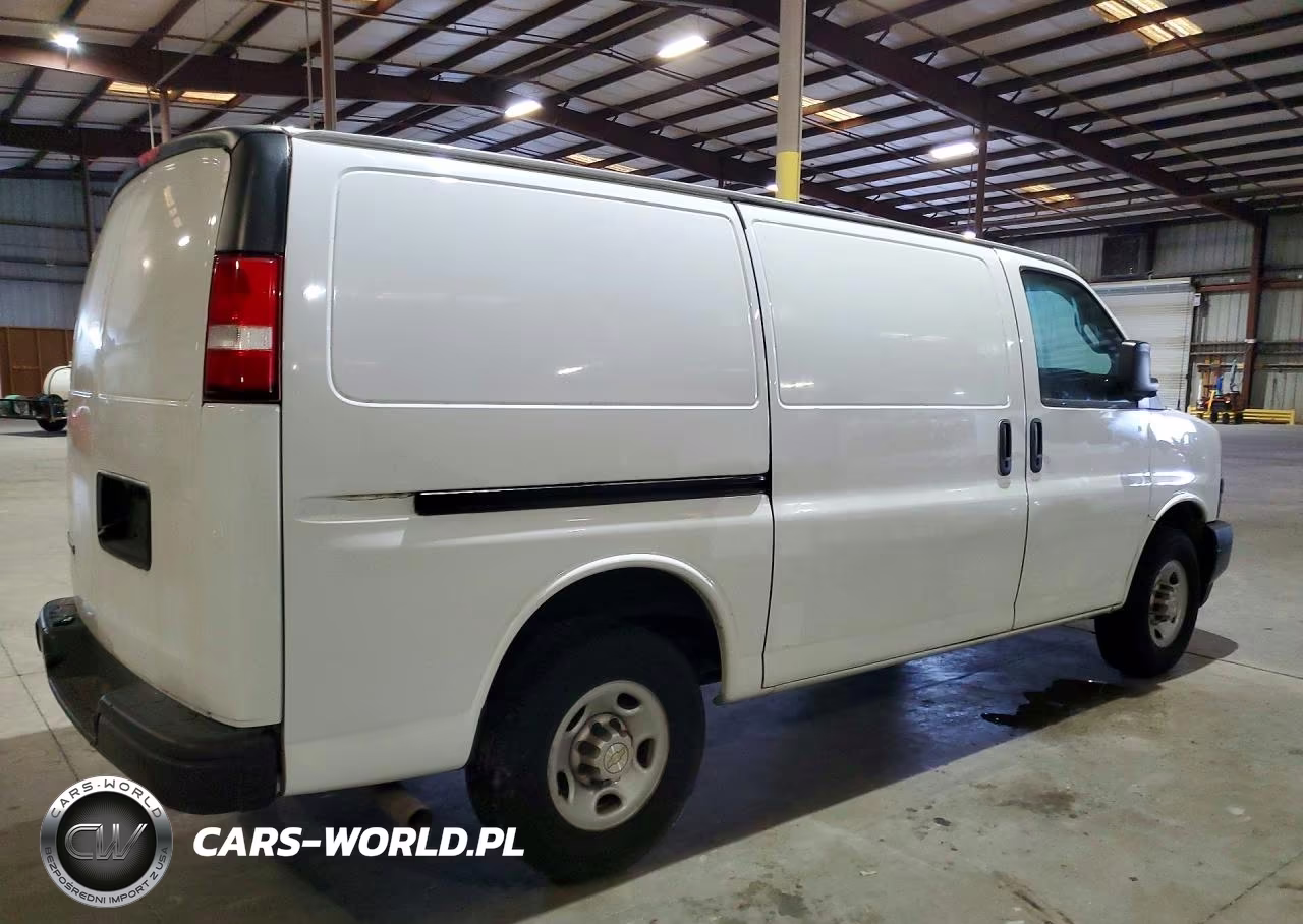 2021 Chevrolet Express 2500 Utility - Service Van VIN:1GCWGAFP4M1175481 - 3